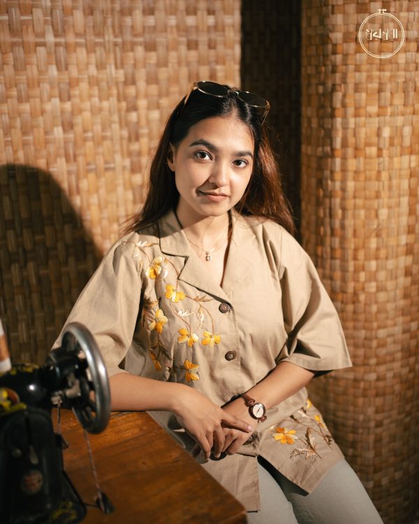 Khaki Wind - Image 2